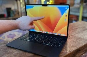 MacBook touch screen