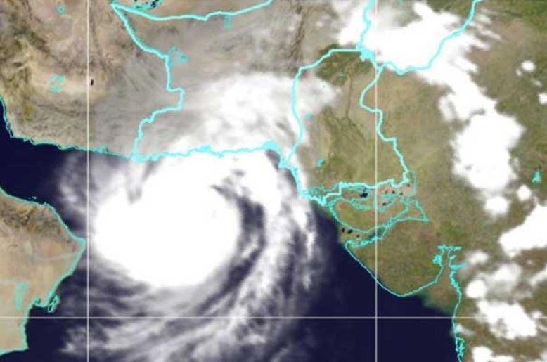 satellite karachi weather