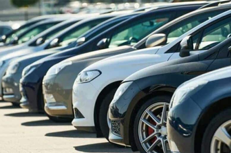 CDA imposes Rs100 parking fee, faces criticism from Islamabad residents