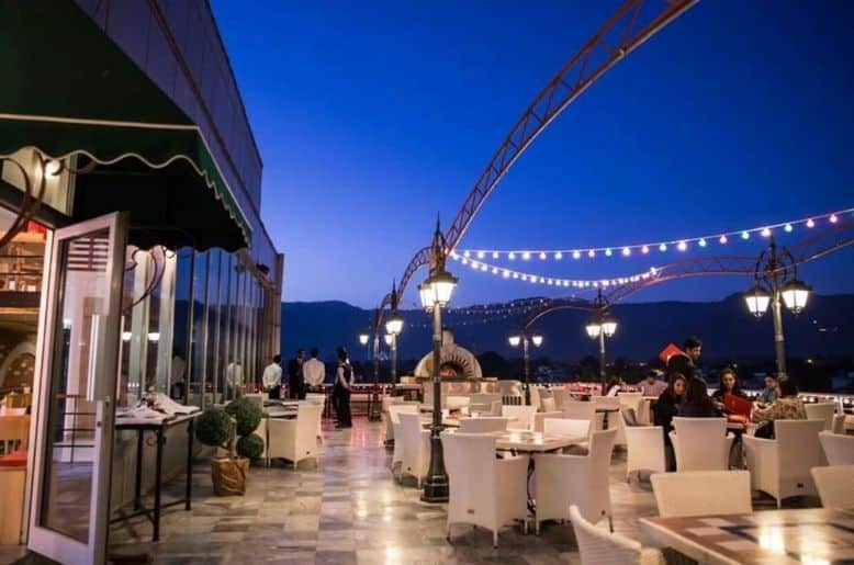 Crackdown non registered restaurants Islamabad