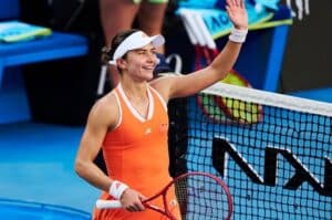 Iva Jovic defeats Alex Eala to advance at French Open 2026