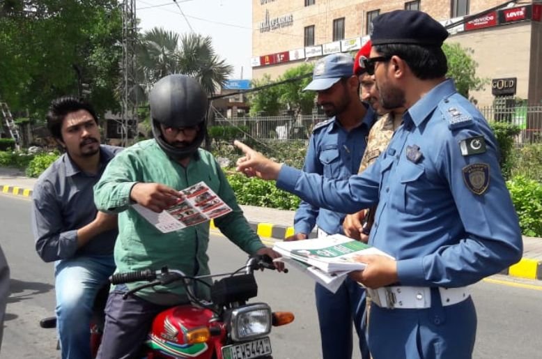Lahore traffic police launches crackdown on underage and unlicensed drivers