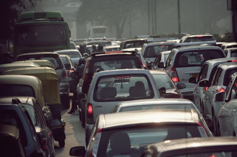 Massive traffic jam in Lahore's Liberty Chowk