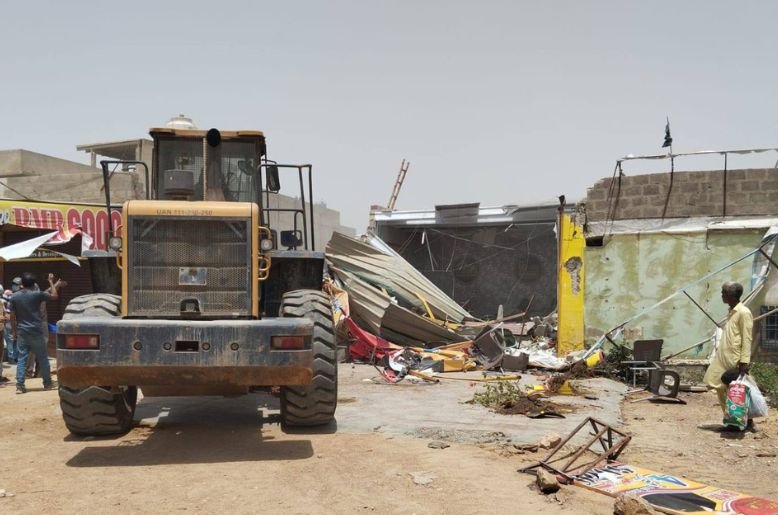 Over 25 acres of government land in Karachi recovered in grand operation