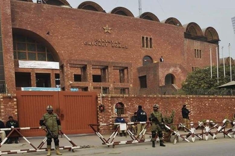 PCB takes major decision on team fitness, replaces Cliff Deacon