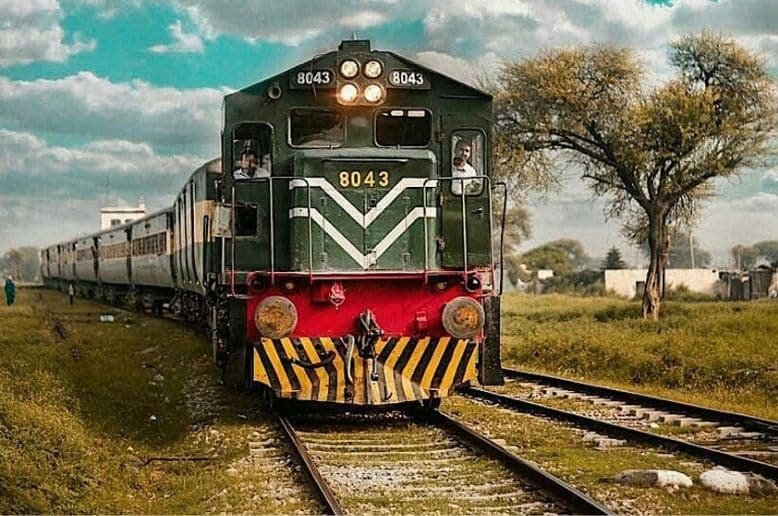 Pakistan Railways begins clearing long-pending employee dues