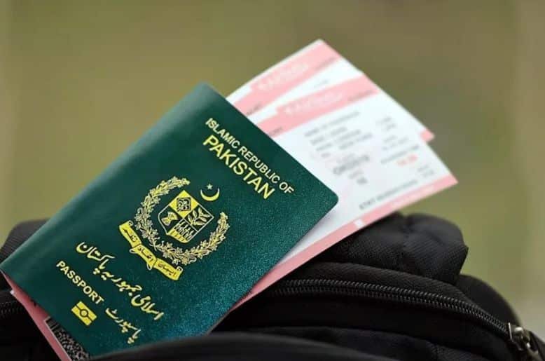 Pakistan to introduce cashless passport fee payment system