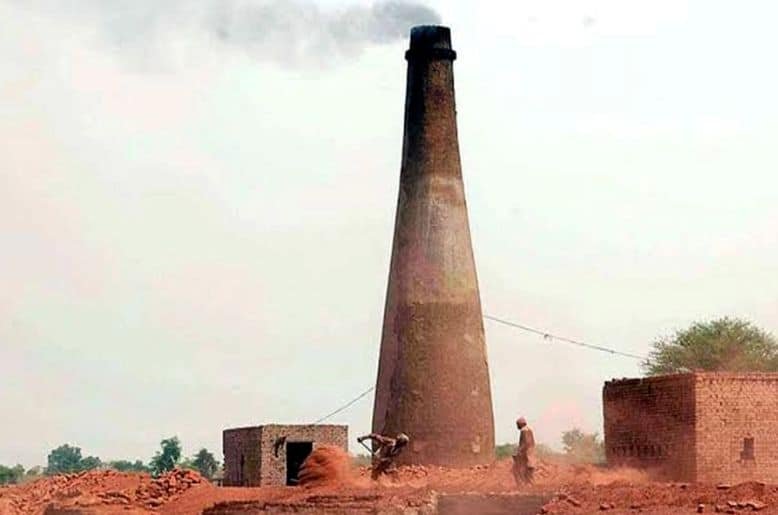 Punjab govt urged to enforce minimum wages across brick kiln sector