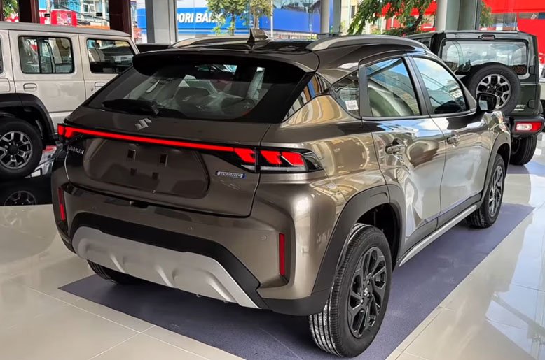 Suzuki Fronx price in Pakistan