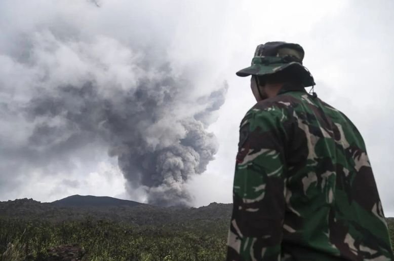 Two Singaporeans confirmed dead in Indonesia volcano eruption