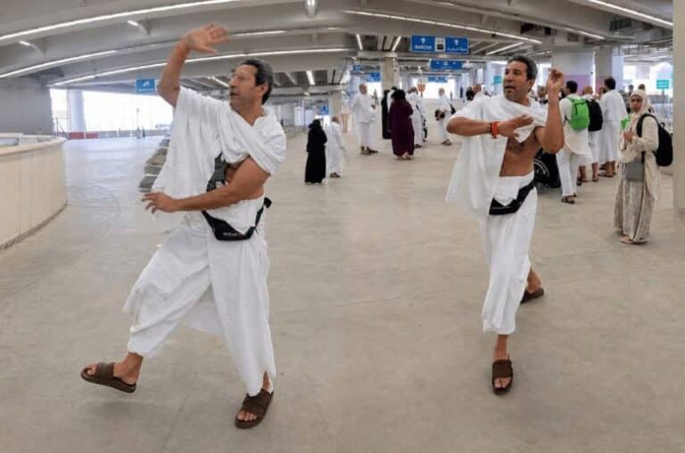 Wasim Akram goes viral for performing Hajj ritual in bowling action