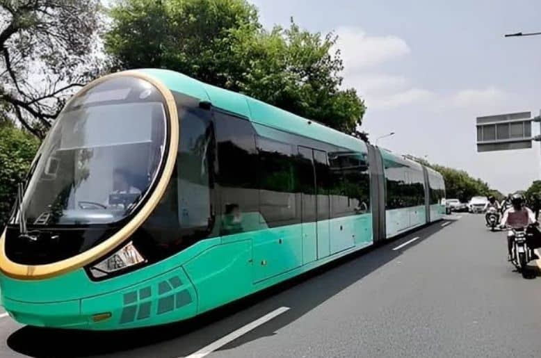 Delay in Lahore’s first electric tram project