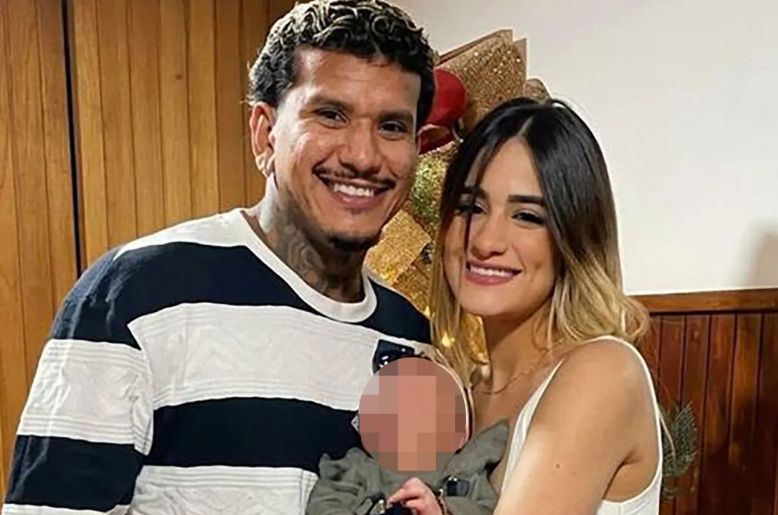 Football player Hector Bello pays tribute to wife who died in Venezuela earthquakes