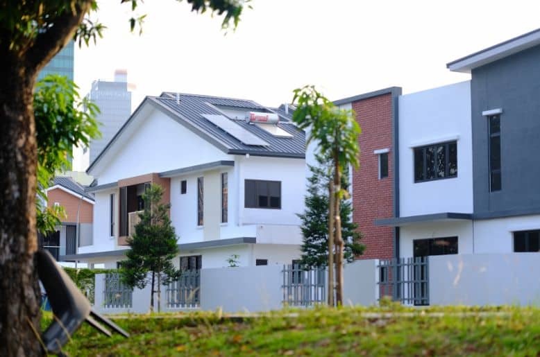 Govt approves reduction in advance tax on property purchases, sales