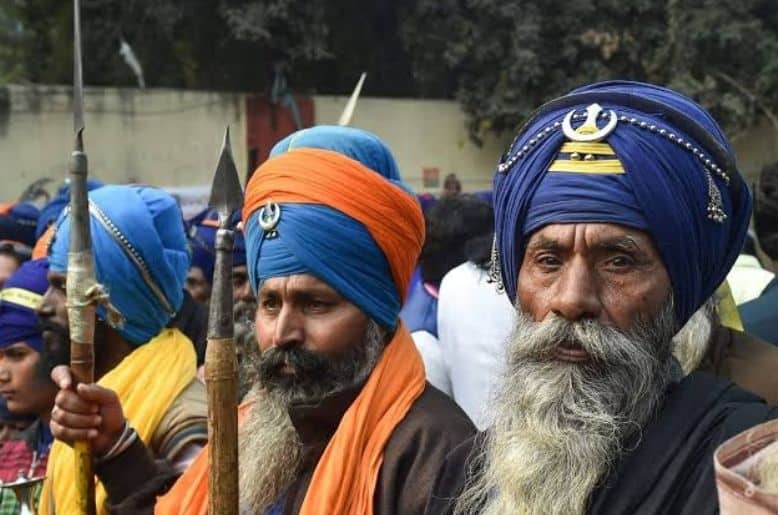 Indian Army opens direct fires on Sikh protesters