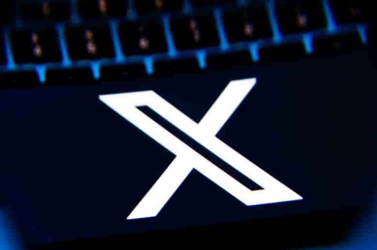 Is X down in Pakistan, worldwide