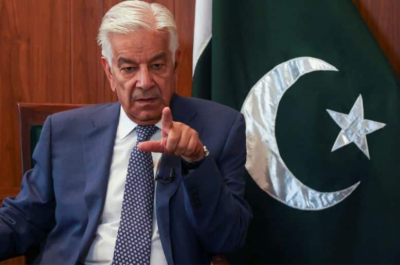 Khawaja Asif criticizes demand to abolish refugee seats ahead of AJK elections