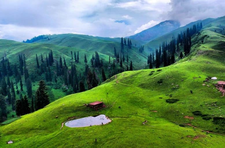 Nathia Gali hotel prices spark outrage as one-night stay nears Rs389,000