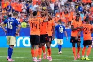 Netherlands claim victory over Sweden to get World Cup liftoff