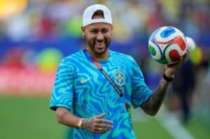 Neymar's World Cup participation in doubt after fresh injury tests