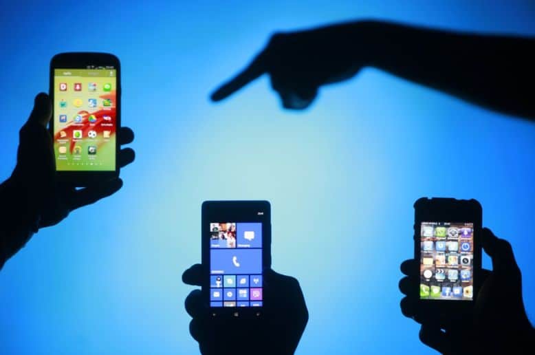 Smartphone prices may drop as panel moves to end regulatory duty