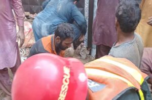 Tuition centre roof collapses in Lahore, over 25 children trapped