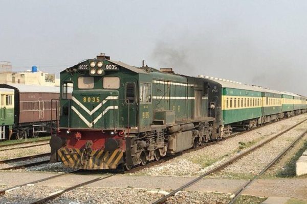 50% concession: Pakistan Railways announces to resume Journalist Concession Card