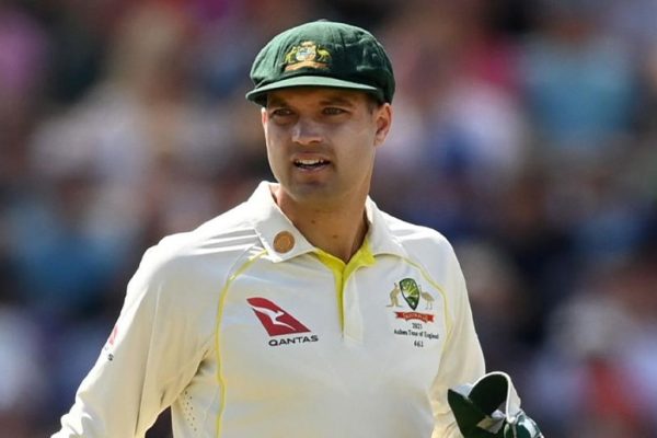 Alex Carey’s calm century cuts through Ashes chaos