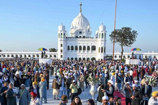 Baisakhi Mela: Sikh pilgrims reach Kartarpur after Panja sahib visit
