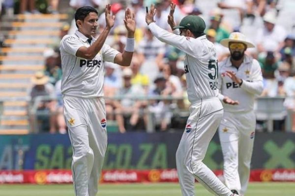 Bangladesh bowled out for 278 in second test against Pakistan in Sylhet