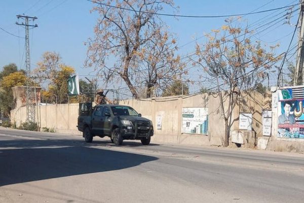 Afghan link found in Bannu suicide attack on Pak Army vehicle