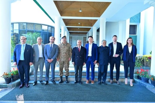 Binance senior leadership visits Pakistan, meets PM Shehbaz and COAS & CDF Field Marshal Syed Asim Munir
