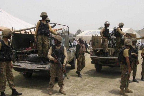 Exchange of fire erupts between Pakistani, Afghan forces along border areas
