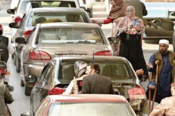 Professional beggars detained in Rawalpindi belong to which provinces?