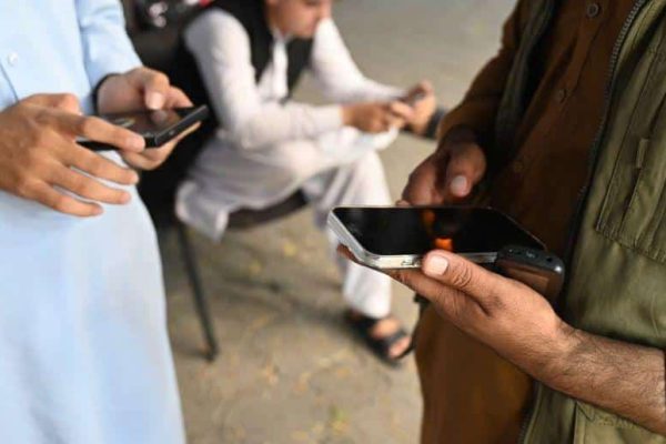 How did Afghanistan’s internet, social media resume overnight?