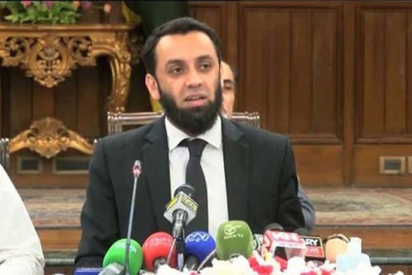 Imran Khan’s eye treatment to continue at specialised medical facility: Attaullah Tarar