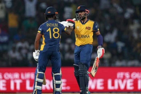 Sri Lanka storm past Australia in high-voltage T20 clash