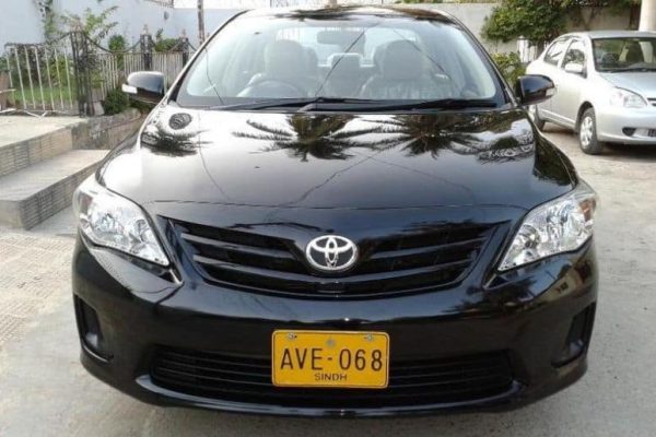 Drivers with no number plate to be booked in case, not fined: IG Sindh
