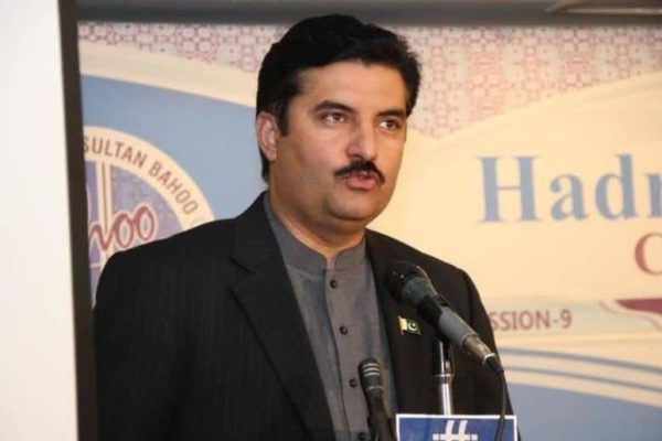Nation stands with security forces against terrorism, says Faisal Karim Kundi