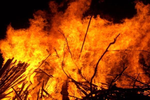 Fire Broke Out at Jinnah Super Market