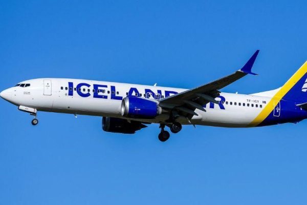 Flights to Middle East resume with first landing in Pakistan today