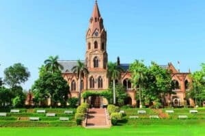GCU Lahore announces teaching, non-teaching jobs for 2026