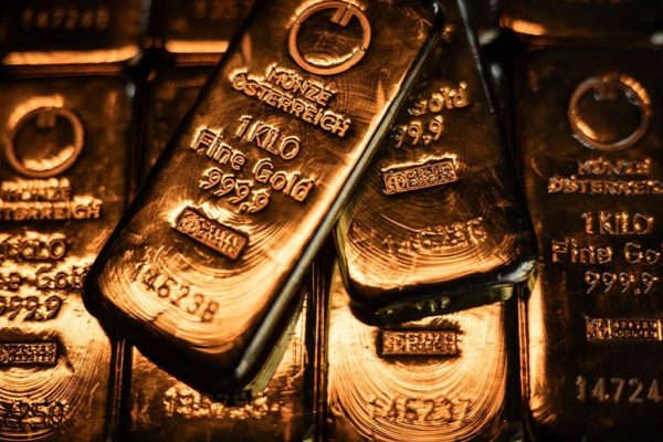 Gold rate hits fresh record high again in Pakistan 