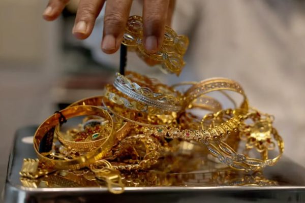 Gold ends losing run in Pakistan with first increase of 2026