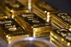 Gold rate jumps Rs2,400 per tola in Pakistan