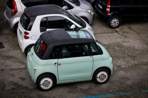 Government to introduce low-priced, affordable cars in Pakistan