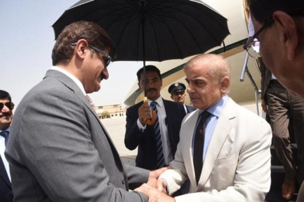 Gul Plaza fire: PM Shehbaz Sharif assures full support to Sindh CM