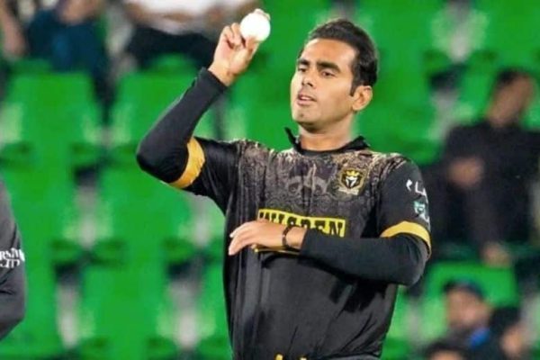 Hyderabad Kingsmen pacer fined for code of conduct breach