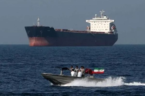 Iran’s IRGC allows Pakistani oil ship to pass through Strait of Hormuz