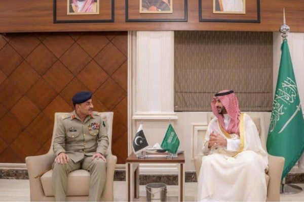 CDF Field Marshal Asim Munir meets Saudi Defence Minister to discuss Iranian attacks, regional security